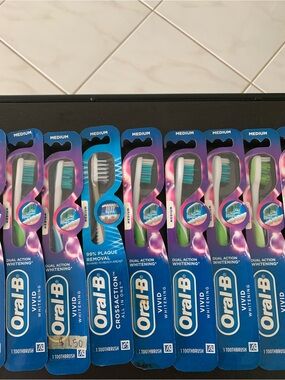 Oral-B Toothbrushes bundle